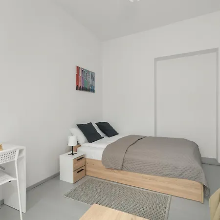 Eleganckie I Stylowe Niedaleko Rynku W Poznaniu By Renters Apartment