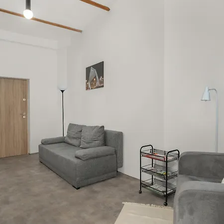 Eleganckie I Stylowe Niedaleko Rynku W Poznaniu By Renters *