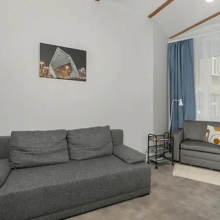 Apartment Eleganckie I Stylowe Niedaleko Rynku W Poznaniu By Renters Poznan